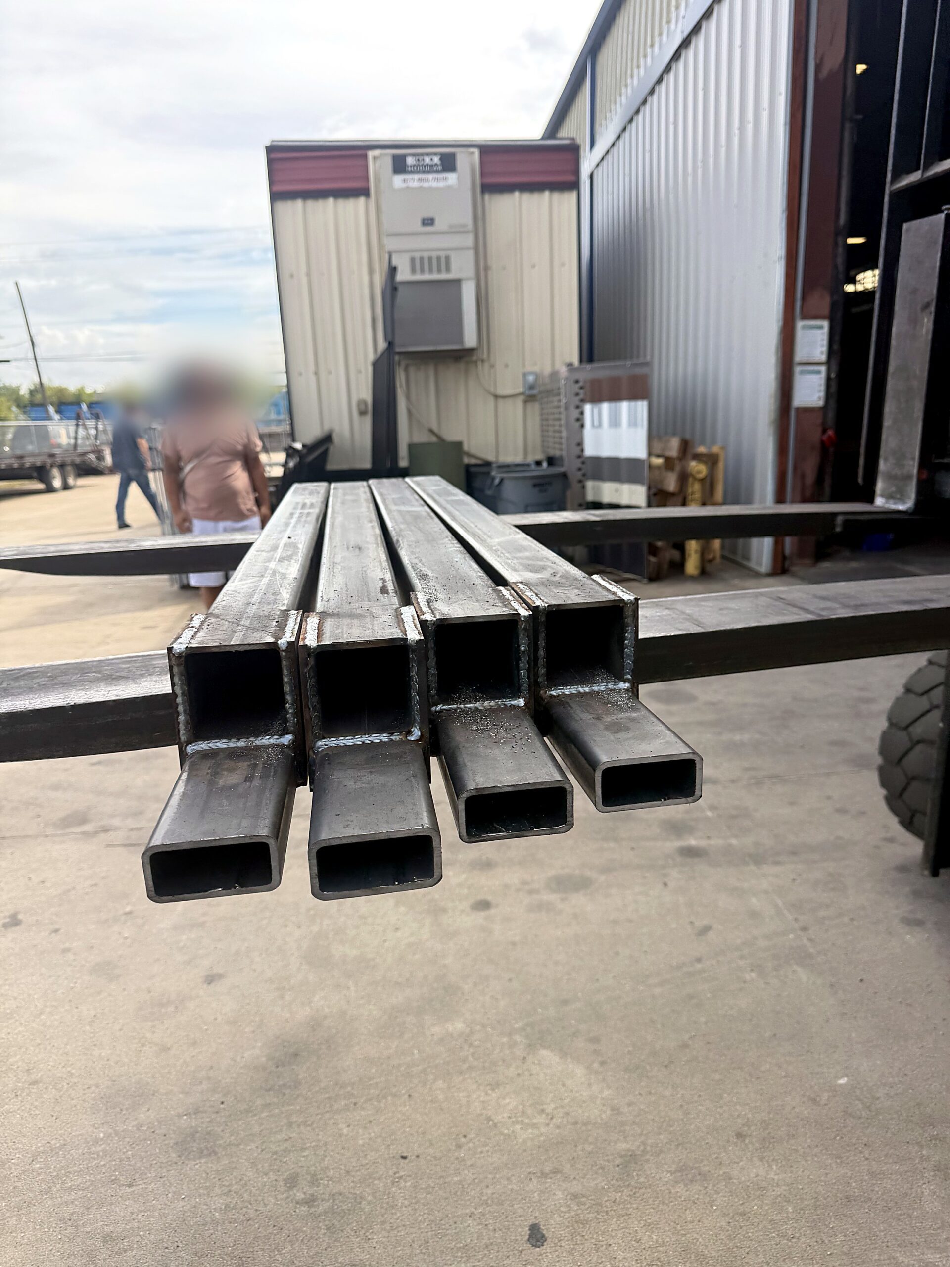 Estaca para Tubo Reforzada 3"x3" — Entra en el Bolsillo Estándar - Imagen 6